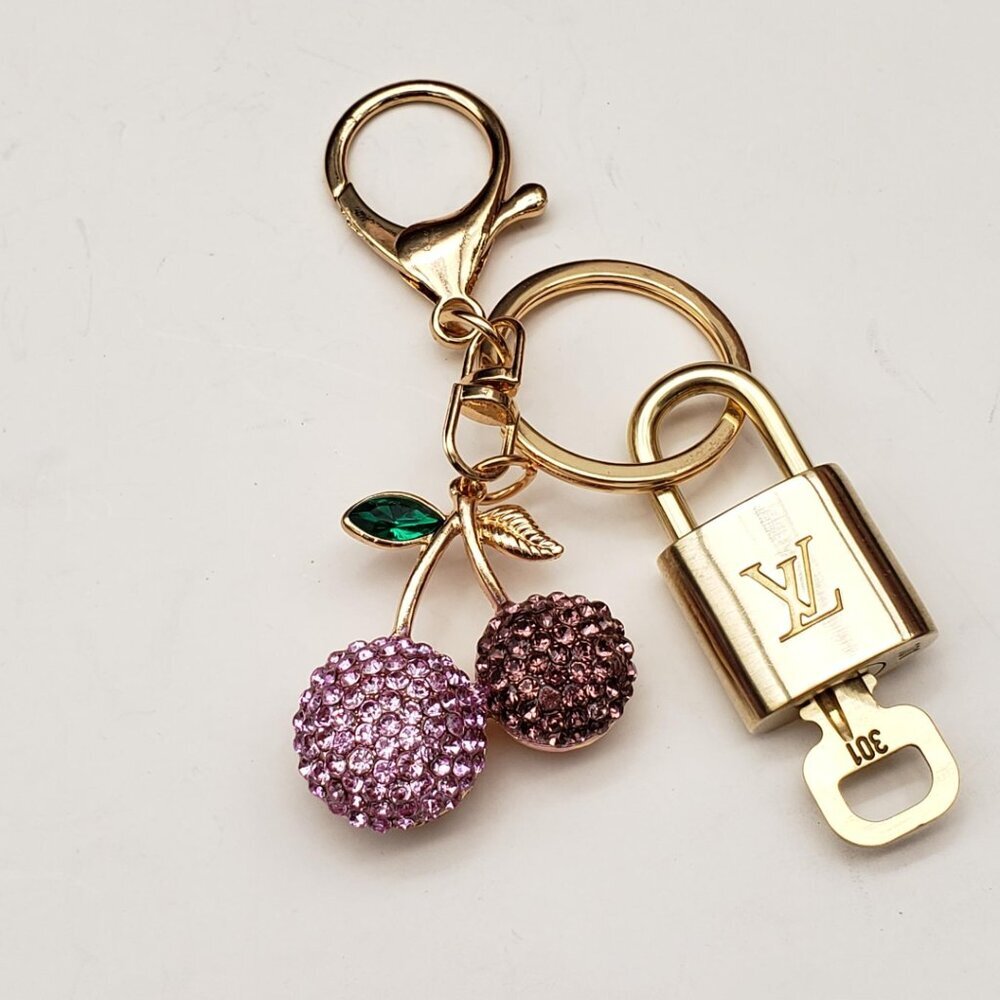Louis Vuitton Authentic Gold Padlock 🔑 Key + Stylish Bag Unbranded Cherry Charm